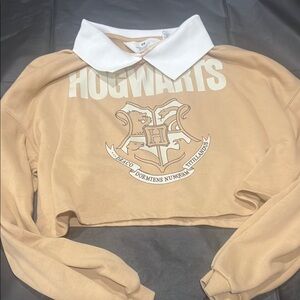 H&M Beige Hogwarts Sweatshirt with White Collar